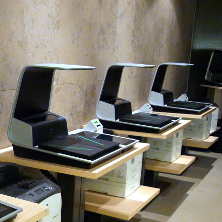 Zeutschel zeta Buchscanner im SB Bereich im Haus Potsdamer Straße.jpg