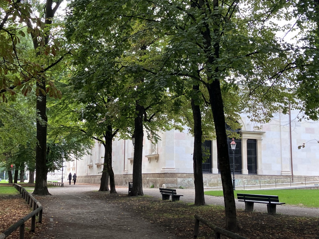 mensa park.jpg
